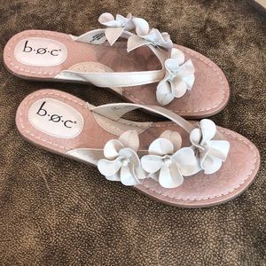 b.o.c Cathi Sandals - size 7M